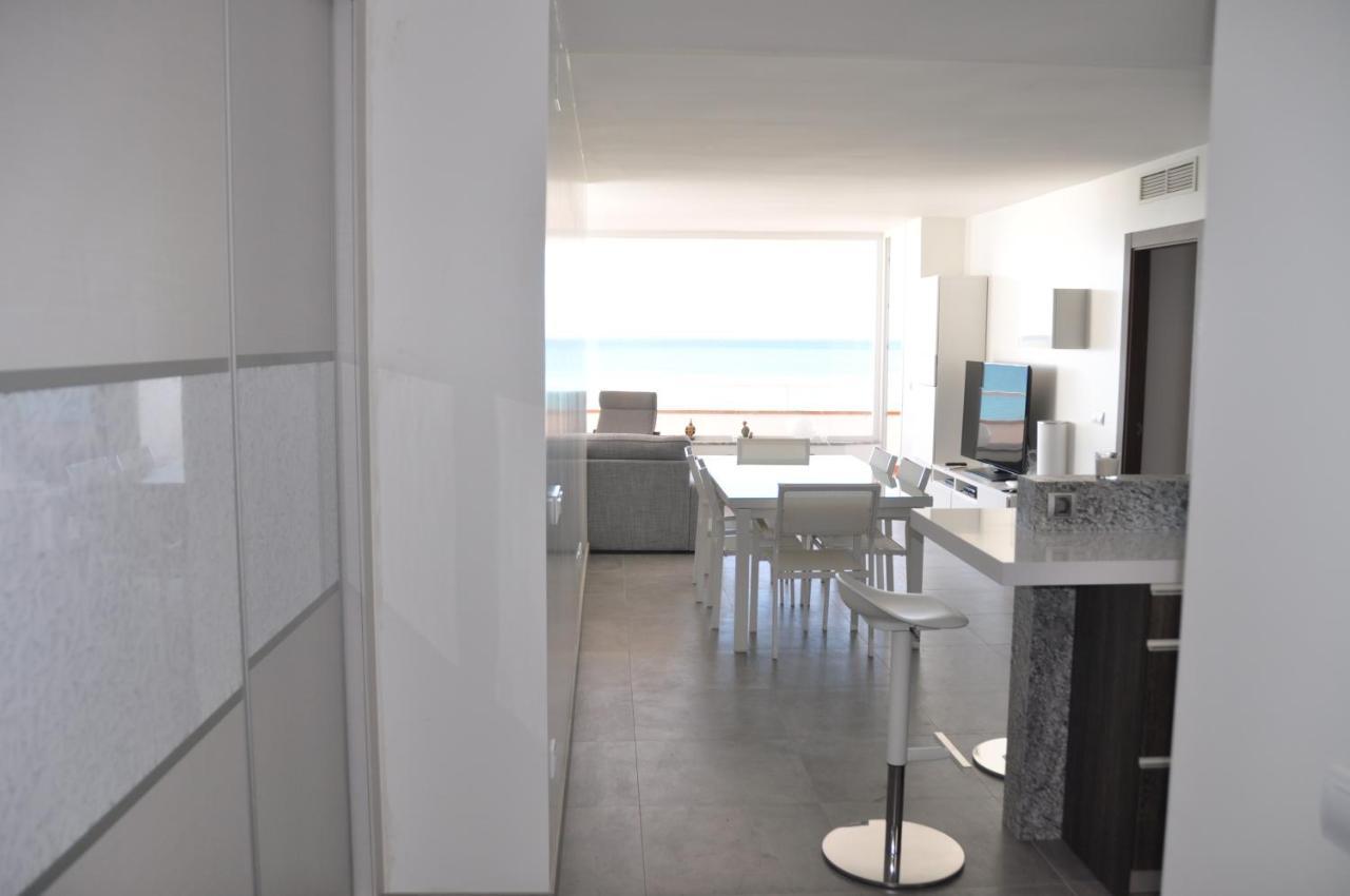 Magnifique Appartement Avec Une Incroyable Vue Sur Mer Торремолинос Экстерьер фото